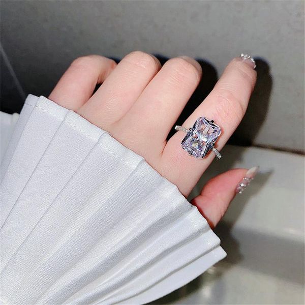 cluster rings simple lovers ring 925 sterling silver square 5ct cubic zirconia enagement wedding band for women men finger jewelry gift, Golden;silver
cluster rings simple lovers ring 925 sterling silver square 5ct cubic zirconia enagement wedding band for women men finger jewelry gift, Golden;silver