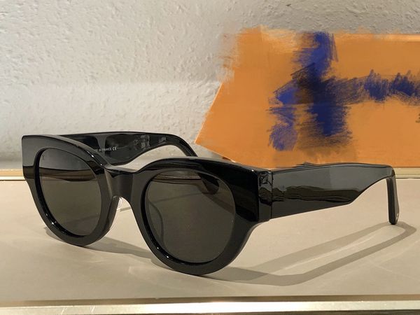 luxury designer full-frame sunglasses for women z1463 butterfly shape vintage letter print glasses elegant anti-ultraviol sungglass cool, White;black
luxury designer full-frame sunglasses for women z1463 butterfly shape vintage letter print glasses elegant anti-ultraviol sungglass cool, White;black