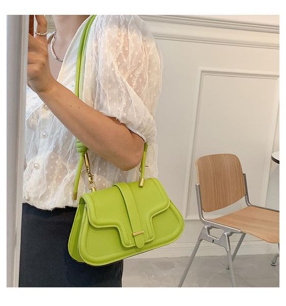 shoulder bags casual chain crossbody for women fashion simple bag ladies designer handbags pu leather messenger
shoulder bags casual chain crossbody for women fashion simple bag ladies designer handbags pu leather messenger