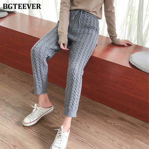 Women's Pants & Capris BGTEEVER Women Casual Harem Winter Thicken Drawstring Knitted Autumn Twisted Sweater Trousers MX99, Black;white
Women's Pants & Capris BGTEEVER Women Casual Harem Winter Thicken Drawstring Knitted Autumn Twisted Sweater Trousers MX99, Black;white