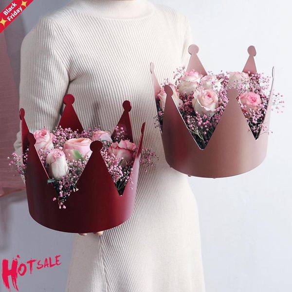 creative queen crown waterproof valentine's day rose box bouquet boquet holder art gift birthday wrap
creative queen crown waterproof valentine's day rose box bouquet boquet holder art gift birthday wrap