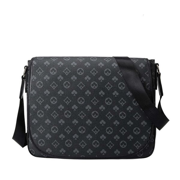 printed fashion men's envelope single shoulder bag lattice cross business travel computer postman
printed fashion men's envelope single shoulder bag lattice cross business travel computer postman