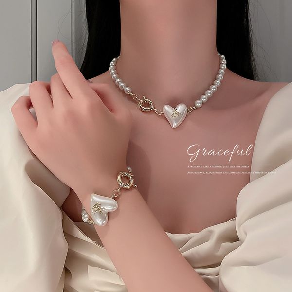 necklace luxury designer chain korean personality pearl love bracelet fashion collarbone net red light temperament design, Silver
necklace luxury designer chain korean personality pearl love bracelet fashion collarbone net red light temperament design, Silver