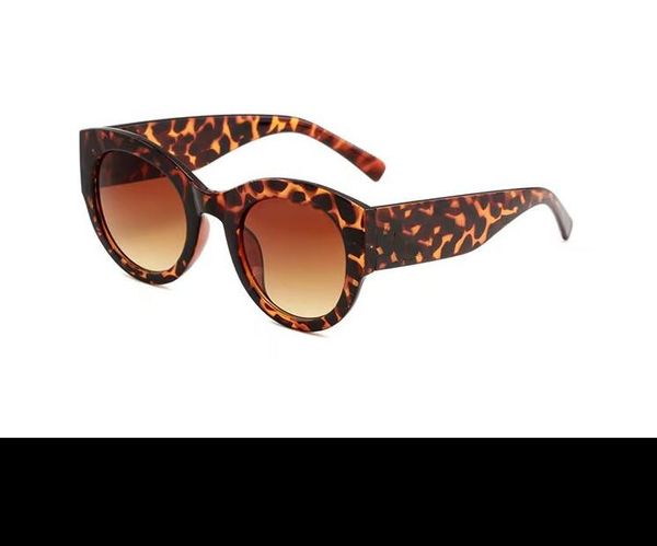 fashion sunglasses men and women metal trend versatile leisure business driving glasses 5573, White;black
fashion sunglasses men and women metal trend versatile leisure business driving glasses 5573, White;black
