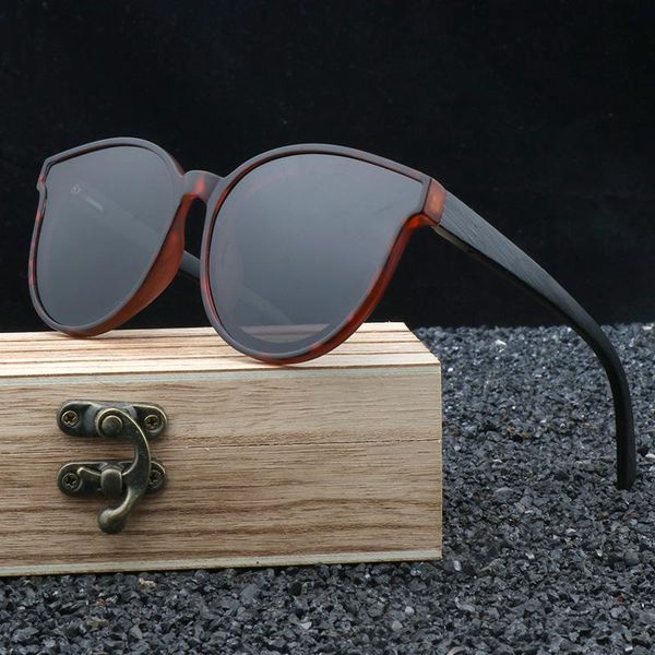 sunglasses hawksbill lens 2021 most fashionable natural bamboo oculos de so polarized ladies uv 400 a must for driving, White;black
sunglasses hawksbill lens 2021 most fashionable natural bamboo oculos de so polarized ladies uv 400 a must for driving, White;black
