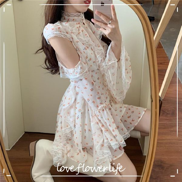 spring floral dress women flare sleeve lace chiffon slim flower mini dress female party elegant dress korean chic 210521, Black;gray
spring floral dress women flare sleeve lace chiffon slim flower mini dress female party elegant dress korean chic 210521, Black;gray