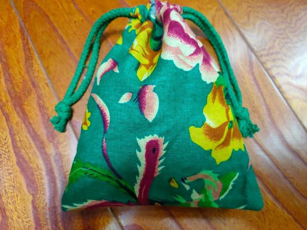 storage bags hms 1pc cotton linen eco drawstring party gift bag clothing toy organized tool green flower phoenix yile0127a
storage bags hms 1pc cotton linen eco drawstring party gift bag clothing toy organized tool green flower phoenix yile0127a