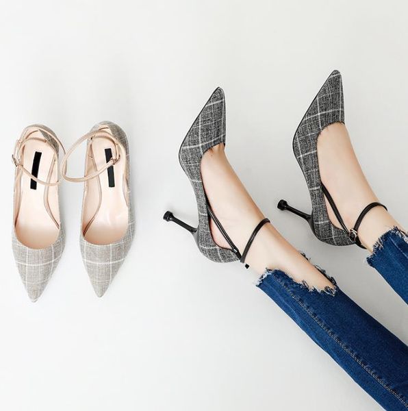 dress shoes female 2021 autumn winter pointy black high-heeled versatile 7cm thin heel
dress shoes female 2021 autumn winter pointy black high-heeled versatile 7cm thin heel