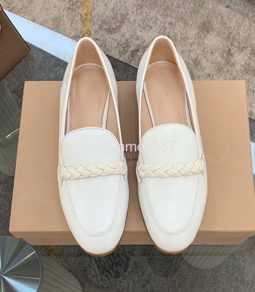 dress shoes autumn comfortable foot cover lefu shoes flat bottom shallow mouth fashion simple women's single sheepskin soft leather, Black
dress shoes autumn comfortable foot cover lefu shoes flat bottom shallow mouth fashion simple women's single sheepskin soft leather, Black
