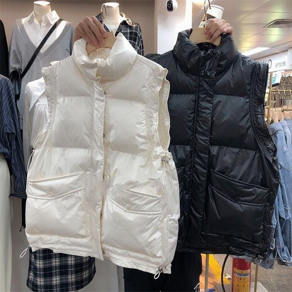 women's vests 2022 autumn winter women sleeveless vest cotton padded coats plus size stand collar black lady clothing gilet femme y972, Black;white
women's vests 2022 autumn winter women sleeveless vest cotton padded coats plus size stand collar black lady clothing gilet femme y972, Black;white