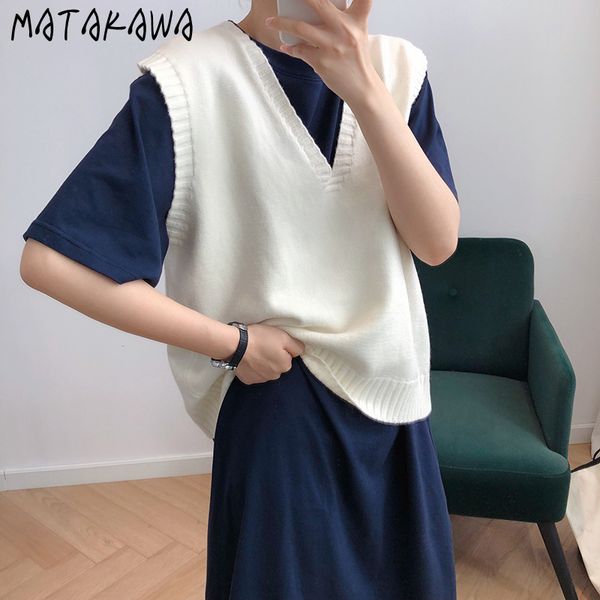 matakawa autumn women's knitted sweater vest casual loose v-neck waistcoat vest women solid korean fashion clothes 210513, Black;white
matakawa autumn women's knitted sweater vest casual loose v-neck waistcoat vest women solid korean fashion clothes 210513, Black;white