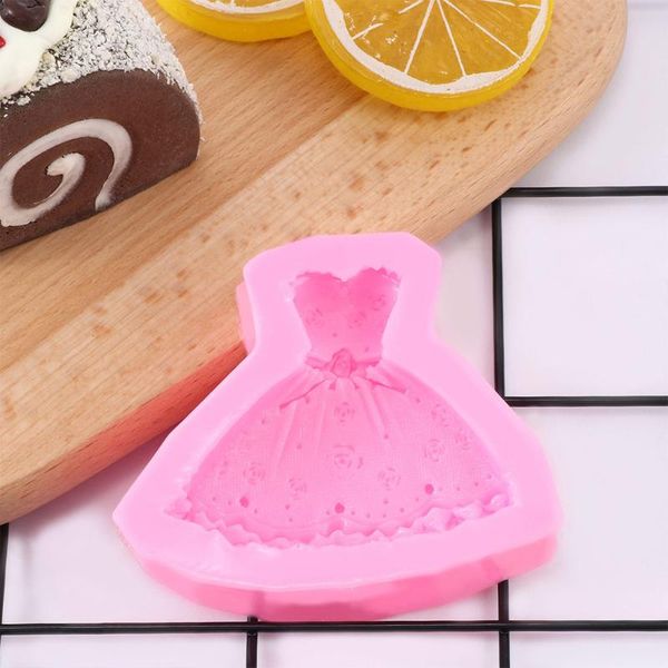 cake tools 1pc wedding dress silicone fondant mould cupcake craft chocolate cookie mold decoration
cake tools 1pc wedding dress silicone fondant mould cupcake craft chocolate cookie mold decoration