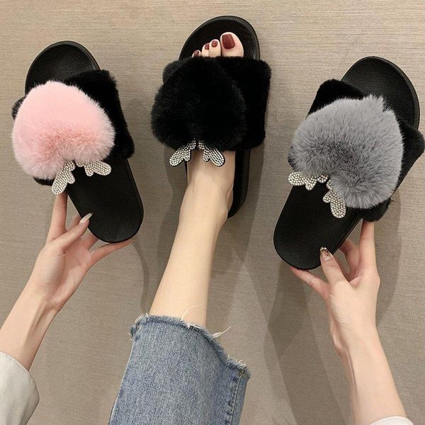 women slippers home shoes house warm love heart non-slip floor furry fashion fur slides, Black
women slippers home shoes house warm love heart non-slip floor furry fashion fur slides, Black