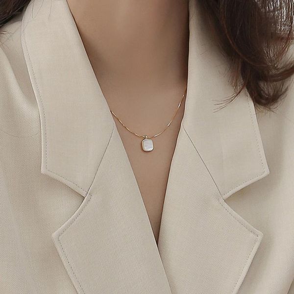 chains modern jewelry square pendant necklace design autumn winter style selling chain for women gifts, Silver
chains modern jewelry square pendant necklace design autumn winter style selling chain for women gifts, Silver