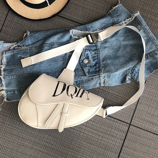 luxury herme handbags and storage horseshoe fashion women's multi m-color saddle d single fire 2021 super diagonal 100 n
luxury herme handbags and storage horseshoe fashion women's multi m-color saddle d single fire 2021 super diagonal 100 n