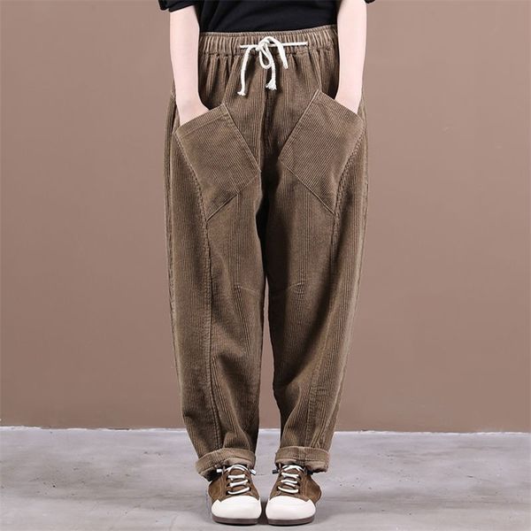 autumn arts style women elastic waist loose pants big pocket cotton corduroy casual harem femme trousers m595 210512, Black;white
autumn arts style women elastic waist loose pants big pocket cotton corduroy casual harem femme trousers m595 210512, Black;white