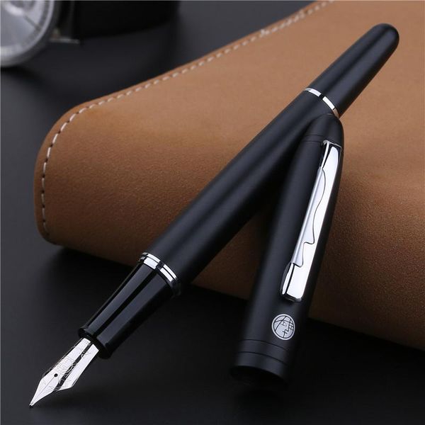 fountain pens high-end chritmas gift silver clip matte black pen 0.5mm business writing ink with a luxury box
fountain pens high-end chritmas gift silver clip matte black pen 0.5mm business writing ink with a luxury box