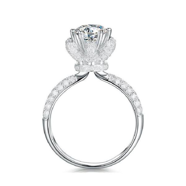 classic fashion high-end single diamond wedding ring ladies elegant temperament jewelry for girlfriend exquisite gift cluster rings, Golden;silver
classic fashion high-end single diamond wedding ring ladies elegant temperament jewelry for girlfriend exquisite gift cluster rings, Golden;silver