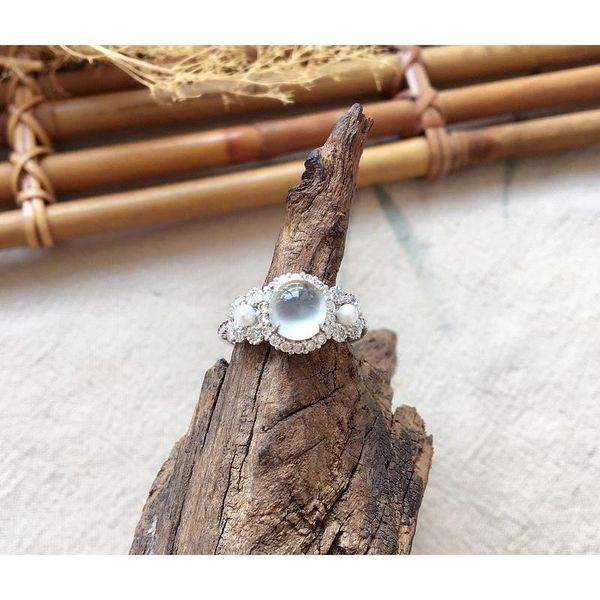 cluster rings natural chalcedony egg noodle round bead opening adjustable ring inlaid pearl light luxury femininity silver jewelry, Golden;silver
cluster rings natural chalcedony egg noodle round bead opening adjustable ring inlaid pearl light luxury femininity silver jewelry, Golden;silver