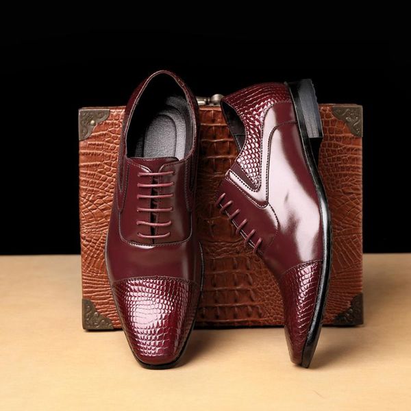 dress shoes men formal 2021 brand wedding man embossing footwear black fashion design leather size 38-48
dress shoes men formal 2021 brand wedding man embossing footwear black fashion design leather size 38-48