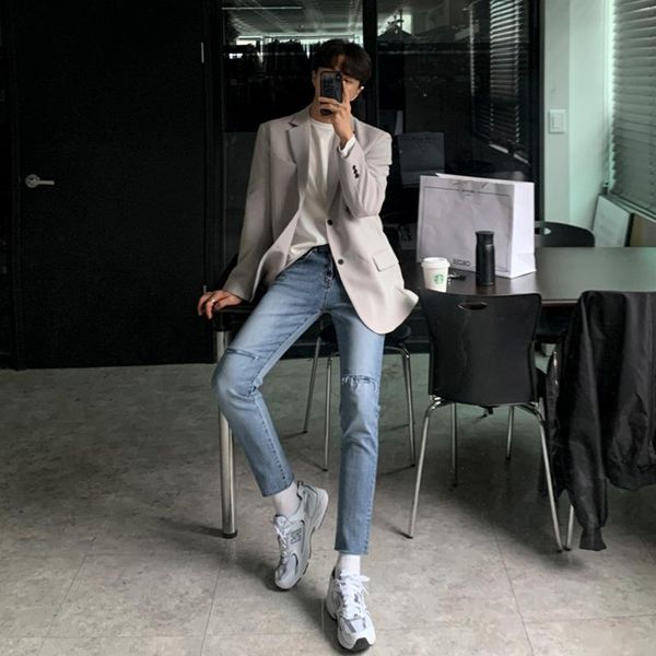 men's suits & blazers design high-quality casual suit gray korean version of the trend autumn loose single jacket, White;black
men's suits & blazers design high-quality casual suit gray korean version of the trend autumn loose single jacket, White;black