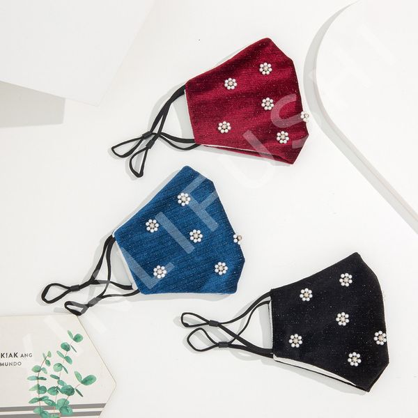 polyester three layer dust cotton can put filter, printing dust-proof decorative pearl hanging ear mask
polyester three layer dust cotton can put filter, printing dust-proof decorative pearl hanging ear mask