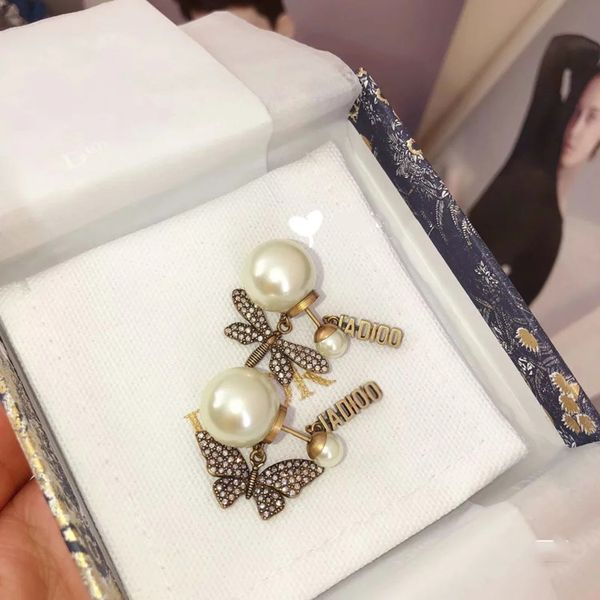 70% off luxury jewelry letter ins the same size pearl two daidijia asymmetric fashion earrings, Golden
70% off luxury jewelry letter ins the same size pearl two daidijia asymmetric fashion earrings, Golden
