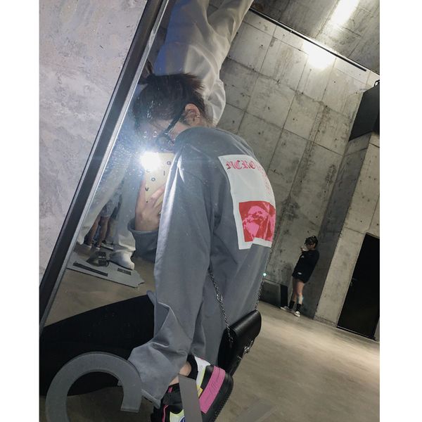 women's sweater loose korean spring and autumn thin print round neck pullover hem long sleeve t-shirt, White
women's sweater loose korean spring and autumn thin print round neck pullover hem long sleeve t-shirt, White