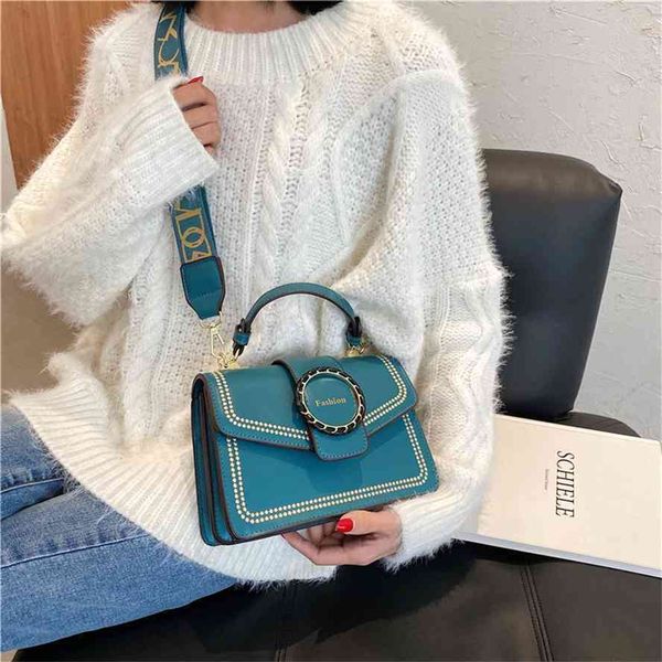 women's new 2020 single shoulder messenger korean fashion yangqi net red ins portable small square bag
women's new 2020 single shoulder messenger korean fashion yangqi net red ins portable small square bag