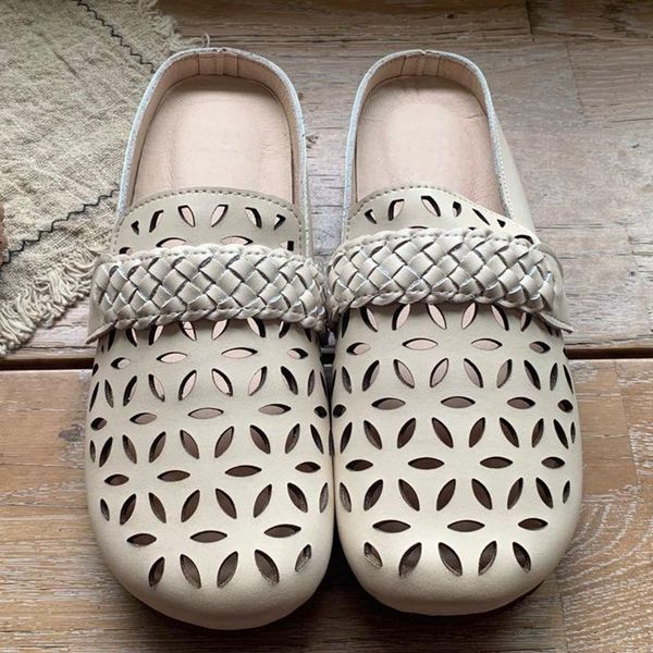 careaymade-mori retro round head woven a pedal comfortable all-match outer wear half genuine leather women's slippers, Black
careaymade-mori retro round head woven a pedal comfortable all-match outer wear half genuine leather women's slippers, Black