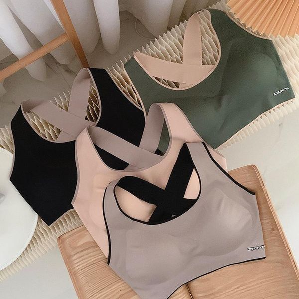 bras sports seamless shockproof beautiful back underwear women gather and support thin no steel ring yoga fitness vest sleep bra, Red;black
bras sports seamless shockproof beautiful back underwear women gather and support thin no steel ring yoga fitness vest sleep bra, Red;black