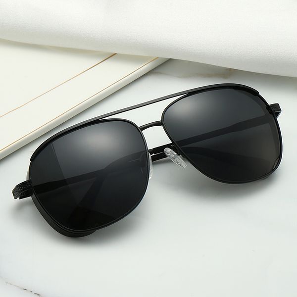 1pcs fashion sunglasses eyewear sun glasses womens sunglass 2021 luxury designer classic vintage for men polarized uv400 brand pilot driving, White;black
1pcs fashion sunglasses eyewear sun glasses womens sunglass 2021 luxury designer classic vintage for men polarized uv400 brand pilot driving, White;black