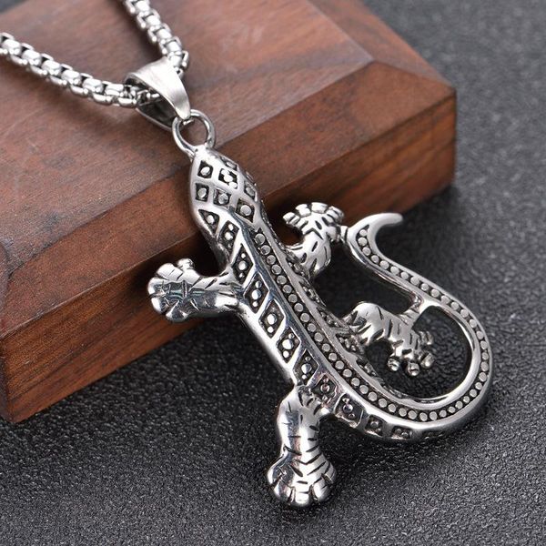 pendant necklaces fashion simple animal titanium steel gecko men and women casting necklace, Silver
pendant necklaces fashion simple animal titanium steel gecko men and women casting necklace, Silver