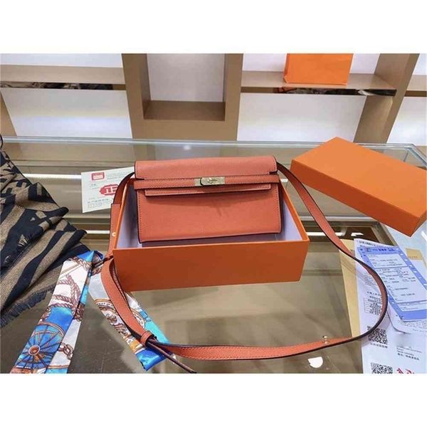 women luxurys designers bags 2021 shop purchase palm pattern high version business commuting prac designer handbag handbags totes crossbody
women luxurys designers bags 2021 shop purchase palm pattern high version business commuting prac designer handbag handbags totes crossbody