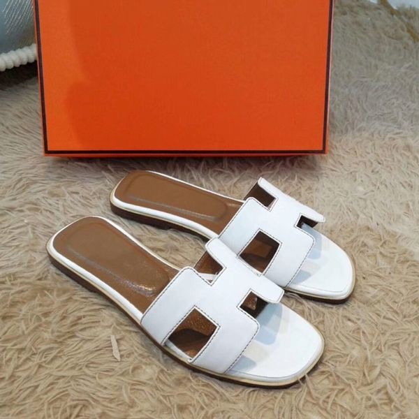 2021 net red h slippers women summer flat bottom fasionable leater new sandals korean beac travel soes one word zlh, Black
2021 net red h slippers women summer flat bottom fasionable leater new sandals korean beac travel soes one word zlh, Black