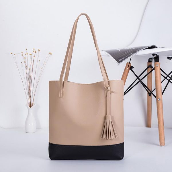 evening bags large-capacity women's handbag korean version tassel magnetic buckle bucket shopping bag one-shoulder mobile phone
evening bags large-capacity women's handbag korean version tassel magnetic buckle bucket shopping bag one-shoulder mobile phone