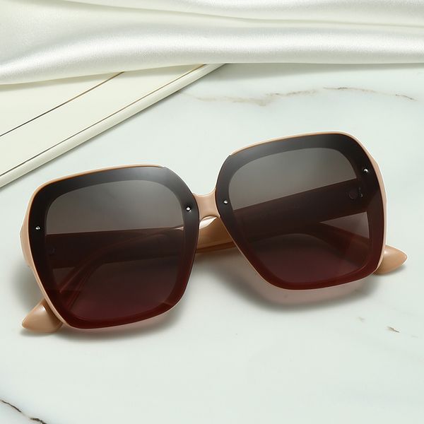 sunglasses 5 color letter brand design sunglasses womens mens designer good quality fashion metal oversized sunglasse vintage female male uv, White;black
sunglasses 5 color letter brand design sunglasses womens mens designer good quality fashion metal oversized sunglasse vintage female male uv, White;black