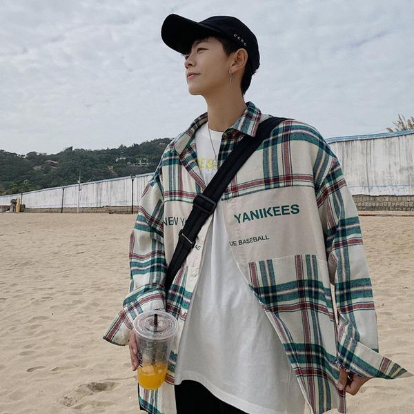 men's casual shirts uyuk2021 spring plaid fashion versatile retro patchwork long-sleeved hk style plus-size homme, White;black
men's casual shirts uyuk2021 spring plaid fashion versatile retro patchwork long-sleeved hk style plus-size homme, White;black