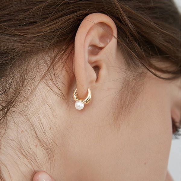 hoop & huggie female simple fashion earrings white round small pearl vintage yellow gold silver color wedding for women, Golden;silver
hoop & huggie female simple fashion earrings white round small pearl vintage yellow gold silver color wedding for women, Golden;silver