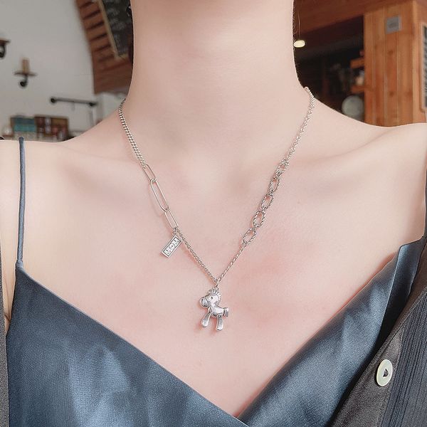 chaosheng s925 sterling silver instant money trojan horse necklace ins chaowang hongfeng niche design sense clavicle chain
chaosheng s925 sterling silver instant money trojan horse necklace ins chaowang hongfeng niche design sense clavicle chain