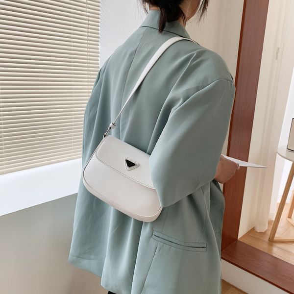 70% s bag summer new small square korean simple solid color one shoulder slant across bag women
70% s bag summer new small square korean simple solid color one shoulder slant across bag women