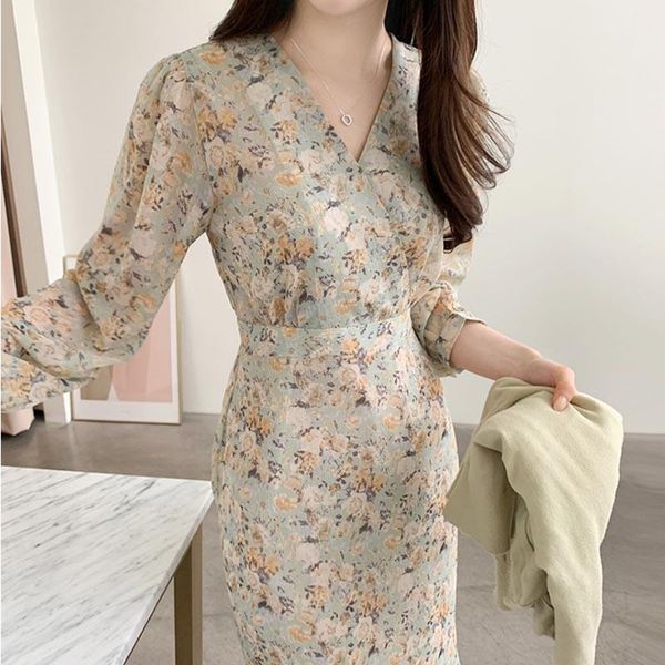 casual dresses summer korean floral print dress women elegant vintage chic party midi female slim long holiday retro 2021, Black;gray
casual dresses summer korean floral print dress women elegant vintage chic party midi female slim long holiday retro 2021, Black;gray