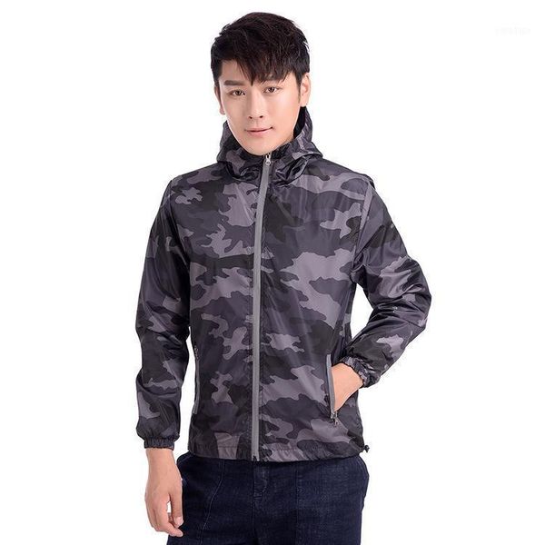 jacket 2021 reflective camouflage men zipper cardigan hooded coat spring fashion casual men's slim fit windbreaker jackets, Black;brown
jacket 2021 reflective camouflage men zipper cardigan hooded coat spring fashion casual men's slim fit windbreaker jackets, Black;brown