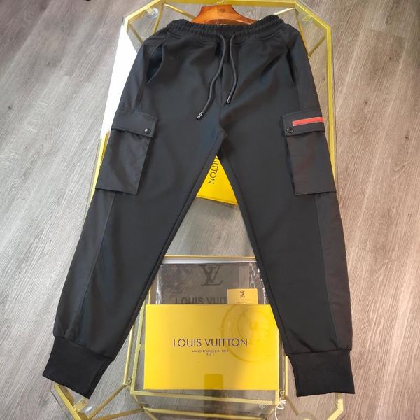 men's pants 2021 spring and autumn men's casual trousers guard stitching style classic red line decoration cotton jogging, Black
men's pants 2021 spring and autumn men's casual trousers guard stitching style classic red line decoration cotton jogging, Black
