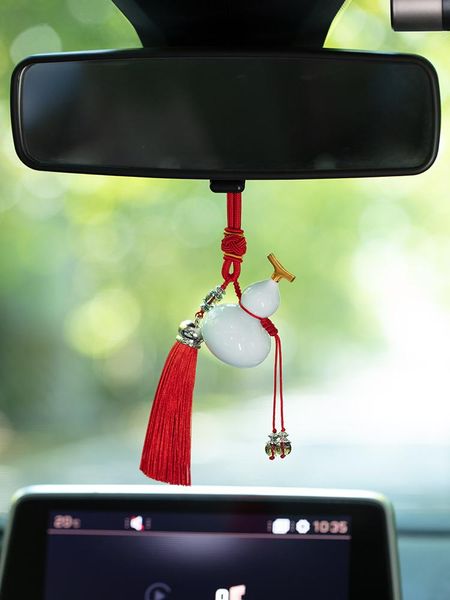 interior decorations china jingdezhen gourd car pendant high grade ceramic decoration
interior decorations china jingdezhen gourd car pendant high grade ceramic decoration