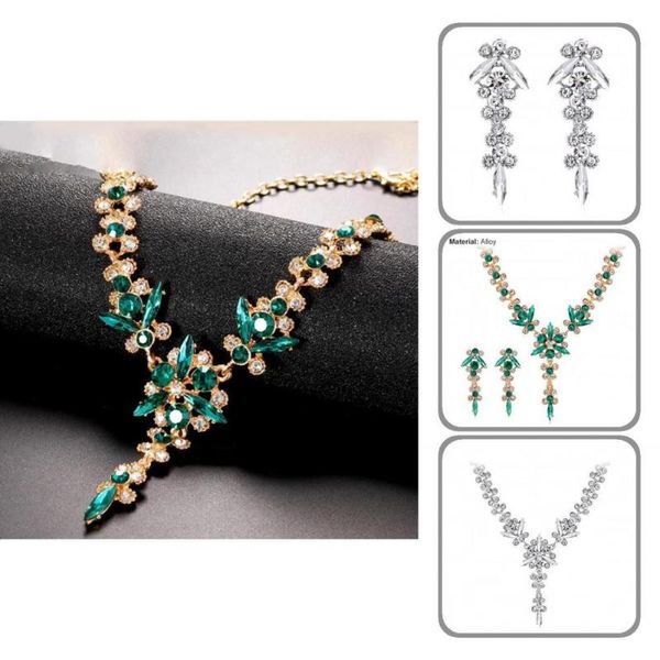 earrings & necklace stylish exquisite jewelry adjustable green rhinestone women set choker 1, Silver
earrings & necklace stylish exquisite jewelry adjustable green rhinestone women set choker 1, Silver