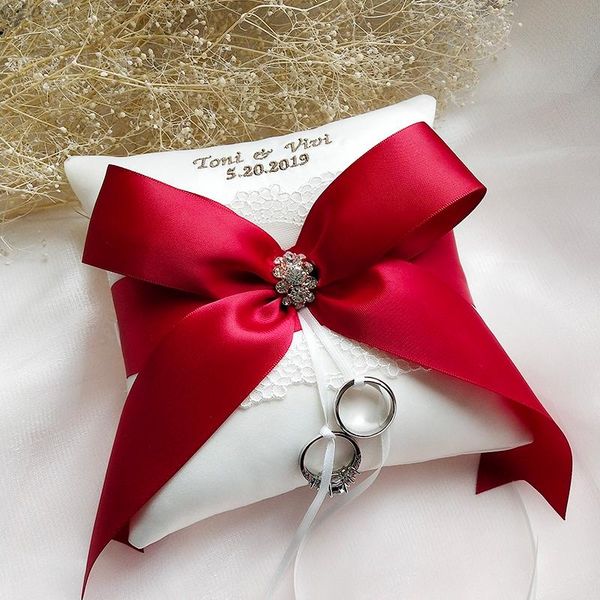 party favor customized ring holder wedding engagement personalized valentines day bride gift mariage pillow for mr mrs
party favor customized ring holder wedding engagement personalized valentines day bride gift mariage pillow for mr mrs