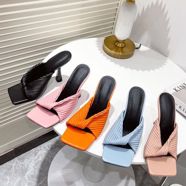 sandals chinelos femininos estilosos de salto alto fino, do quadrado com laço wrinked, sandálias das mulheres, sapatos casuais amyd, Black 
sandals chinelos femininos estilosos de salto alto fino, do quadrado com laço wrinked, sandálias das mulheres, sapatos casuais amyd, Black