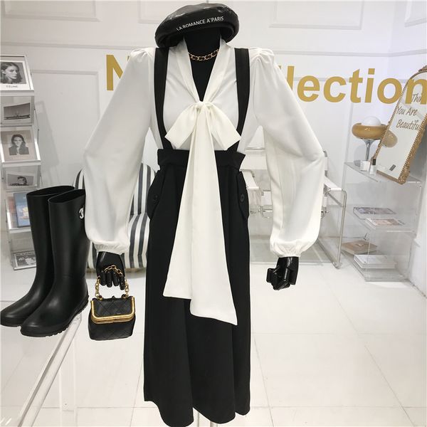 skirt of two spring parts niche design female temperament bubble rentals up to shirt + suspend dress, Black
skirt of two spring parts niche design female temperament bubble rentals up to shirt + suspend dress, Black