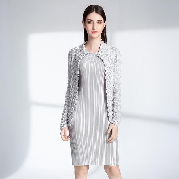 women's trench coats py 18-816 pleated coat women 2021, Tan;black
women's trench coats py 18-816 pleated coat women 2021, Tan;black